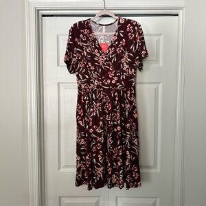 NWT Weaczzy floral dress